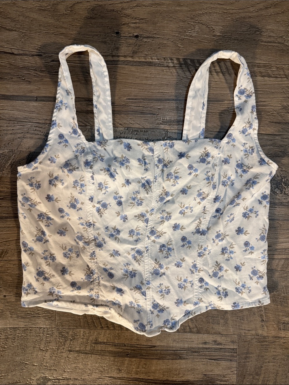 Hollister White Fitted Crop Tank Top W/Blue Floral Design- Size M